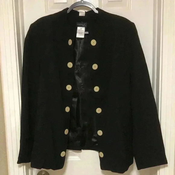 Short blazer w. decorative buttons black - Picture 3 of 11